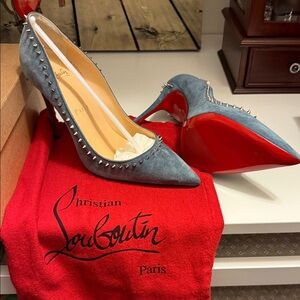 Christian Louboutin blue/gray (tempete/silver) Studded Heels with Red Soles